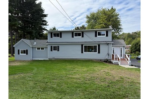Move right into this fully remodeled 3 bedroom, 1.