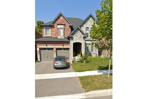 Apx 3300 Sqf house back to ravine.