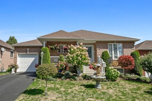 Presenting 746 Munson Crescent, Cobourg an immaculate bungalow that shows true pride of ownership from top to bottom.