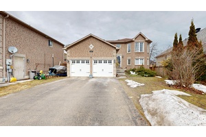 LAGAL DUPLEX in great location !