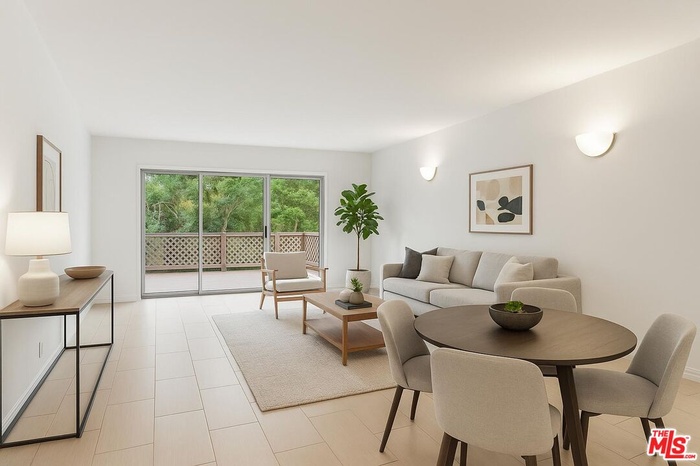 Living/Dining Room