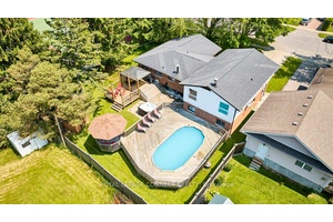 Welcome to 19 Coverdale Ave in beautiful Cobourg !