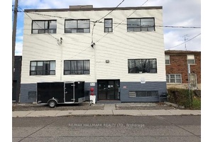 Outstanding Investment Opportunity in Toronto's Thriving Junction Area.