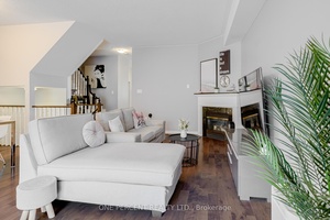 Welcome to 64 Lander Cres in prestigious Patterson !