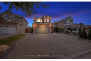 Absolutely Adoring, Extensively Upgraded, amp ; Landscaped, 4 1 Bedroom amp ; 4 Bath Home in the coveted amp ; highly sought after community of Bolton East !