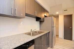 MUST SEE JUST MOVE IN FULLY FURNISHED LOCATION LOCATION LOCATION Discover thismeticulously maintained, 760 sq.