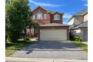 Stunning 3 bed, 3 bath single with double garage located in desirable Barrhaven neighborhood.