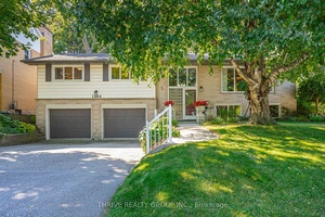 What a pleasure it is to bring this lovely home to market !