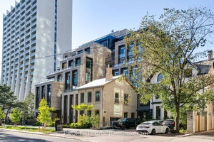 Discover urban sophistication at its finest in this stunning two bedroom, two bathroom condo within an exclusive boutique building of just 25 residences.