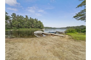 Welcome to your Dream Escape on Morrison Lake !