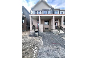 This end unit, 3 1 bedroom with 3.