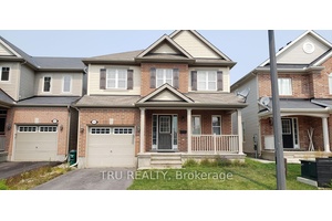 Welcome to this gorgeous detached home in family friendly community of Half Moon Bay !