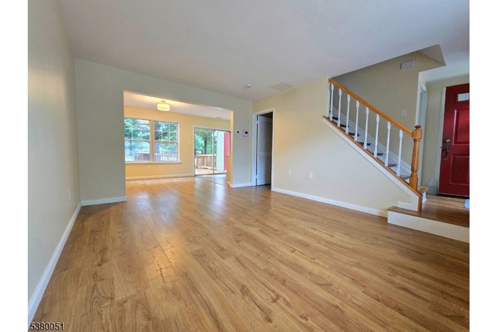 Bright Spacious Living Room