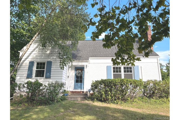 Welcome to 14 Willow Bend