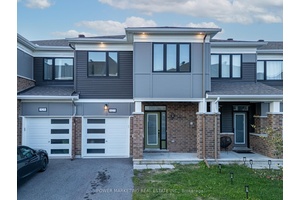 Welcome to 527 Catleaf in Orleans !