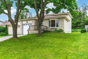 UPDATED amp ; MOVE IN READY BACKSPLIT IN A PRIME NORTH END LOCATION !