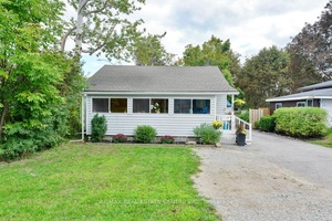 Lovely Bungalow Loaded with Upgrades !