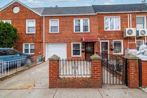 Charming 3 Bedroom home with Brick Exterior and Fenced Backyard.
