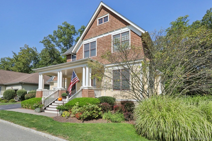 Welcome to 21 Long House Road !