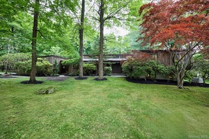 Chic Contemporary Retreat with Country Charm Welcome to this light filled 4 bedroom, 3.