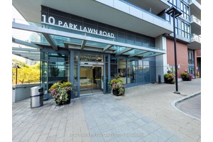 Wake up to stunning lake views and enjoy incredible sunsets from this modern one bedroom suite featuring an open concept layout and an oversized balcony overlooking the lake and protected ...