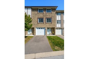 Welcome to 22 145 Rice Ave a beautifully updated 3 bedroom, 1.