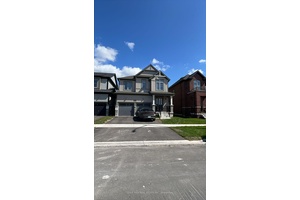Peterborough Just 1 year old House !
