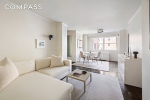 Spacious two bedroom with home office in the heart of the Upper East Side, close to Central Park, between Park amp ; Lexington Avenue.