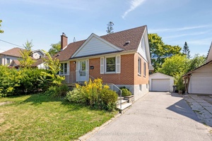 Spacious 4 bedroom home in excellent condition, Completely Renovated, Updated Kitchen and bathrooms, Laminate Flooring Through Out, Deck, Walk Out From Kitchen, Located In High Demand Location, Walking Distance To ...