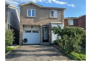 Steps Into This Beautifully Maintained Blacksplit, 3 Bedroom, 3 Bathroom Family Home, Located In The Heart Of Scarborough.