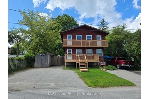 This bright and spacious 4 bedroom 2 bathroom home is located in a quiet, family friendly neighbourhood just a stones throw from the lake.
