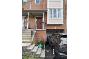 Excellent Location In The Heart Of Mississauga !