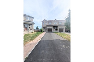 Beautifully maintained end unit townhome in the highly sought after Trailwest neighbourhood of South Kanata.