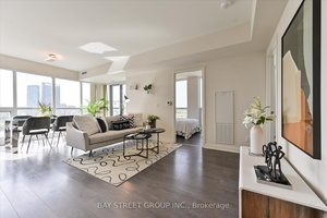 Luxury 2 Bedroom 2 Full Bathrooms condo suite at Midtown This elegantly designed 773 sq ft condo suite features an open concept layout with 9 foot ceilings, offering a wonderful ...
