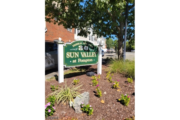 Sun Valley at Pompton