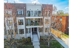 This 3 storey END UNIT townhome with RARE 2 PARKING SPACES, 2 BALCONIES PLUS 319 SF ROOF TOP TERRACE, offers urban convenience with a touch of charm.