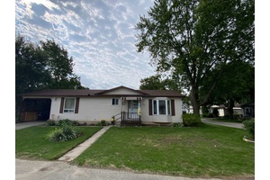 Land lease approx 867. 81 month includes taxes and water, located on corner lot at the end of a cul de sac in Cookstown.