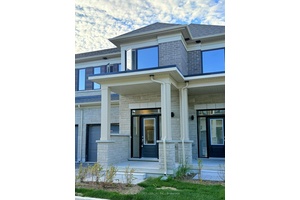 Welcome to Brand New, Never lived 3 bedroom, 3 bathroom 2 storey Townhome by Fernbrook Homes, located in Lindsay highly sought after North Ward community Backs on to Green Space, ...