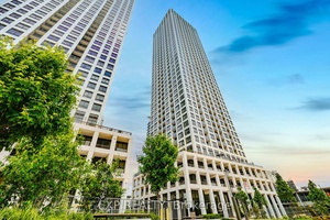 Welcome to Suite 2508 at 30 Elm Drive W in the heart of Mississauga a stylish and efficient 2 bedroom, 2 bathroom condo offering modern urban living just steps from ...