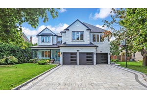 Excellent Location in Prestigious Stonehaven Village.