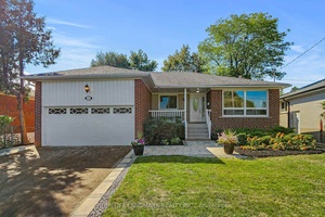 Welcome to this stunning home located in the heart of Don Valley Village, situated on a child friendly quiet circle.