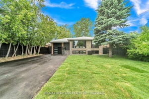 This fully renovated 3 3 bedroom bungalow in the desirable neighbourhood of Bathurst Manor is a must see property.