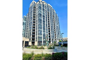 Located in the heart of North York, this unit comes with 2 bedrooms, 2 bathrooms, and 1 large den which can be easily turned into a home office or guest ...