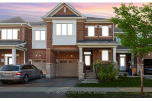 Bright And Freshly Painted 3 Bedroom, 3 Bath Mattamy Townhouse Featuring The Functional Horton Floor Plan.