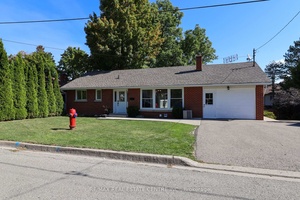 A Lovely 3 1 Bungalow For Your Family Or Extended Family Which Has Appeal For Investors Too !