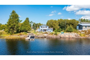 Discover your perfect waterfront escape on the scenic Magnetawan River, your direct gateway to the open waters of Georgian Bay.