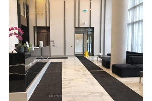 Nice 2bedrooms 2baths condo unit located at Sheppard don mills, very convenient location.