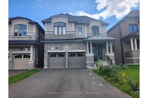 Welcome to 7 Northrop Avenue in Clarington a beautifully crafted Treasure Hill home designed for comfort and style.