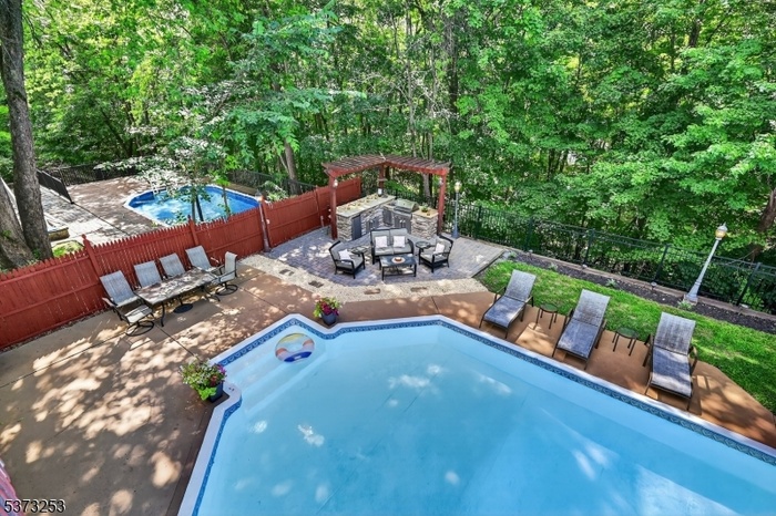 Pool and Outdoor Kitchen