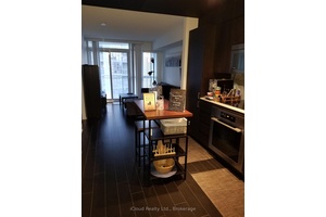 FURNISHED Modern Luxury Condo Suite In The Heart Of Toronto.